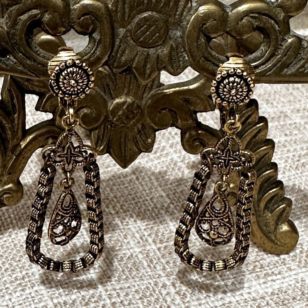 VTG Earrings Dangle Drop Chain Gold Tone Metal Floral Clip-On Ornate Abstract 2"